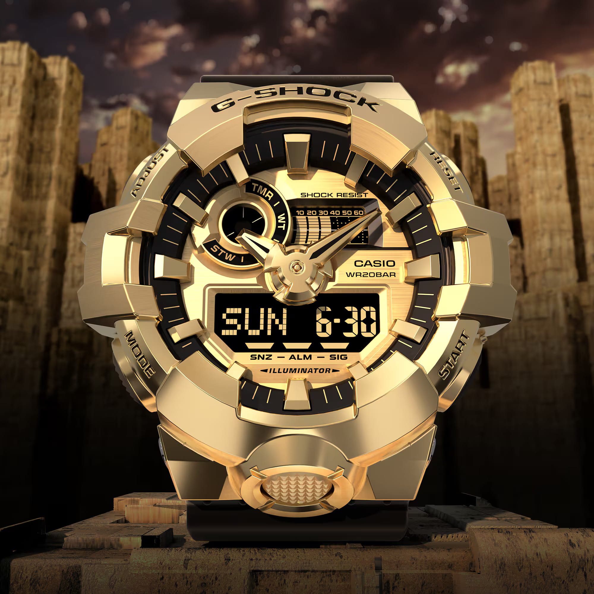 Casio Casio G-Shock GM-700G-9A (GM-700G-9AER) лимитированной серии, наручные женские часы фото под углом