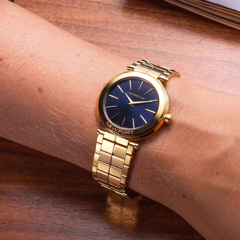 Herbelin Herbelin Newport Slim 16922BP15 , наручные женские часы фото под углом