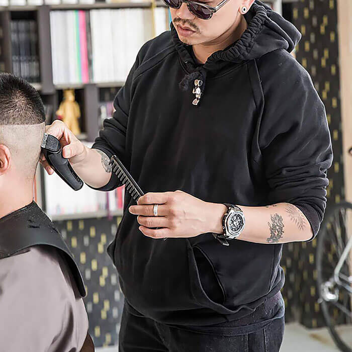 Оригинальные часы Casio Casio G-Shock GST-W110-1A в фирменной упаковке от производителя