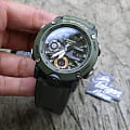  Casio Casio G-Shock GA-2000-3A на белом фоне — вид анфас