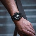 Casio Casio G-Shock GAW-100B-1A  наручные мужские часы фото под углом.