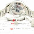 Tissot T1064071105100 наручные мужские часы застежка крупным планом