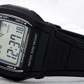 Casio Casio Collection W-201-1AVEG  наручные мужские часы фото под углом.