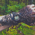 Черный Casio Casio G-Shock GW-M5610-1 на белом фоне — вид анфас