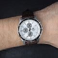 Casio Casio Edifice EFR-526L-7AVUDF (EFR-526L-7A) кварцевые мужские часы часы, крупный план белый циферблат