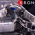 Casio EQB-900TR-2A наручные мужские часы застежка крупным планом